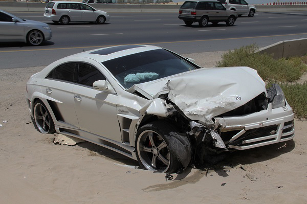 6 Factors to Consider When Hiring a Car Accident Attorney