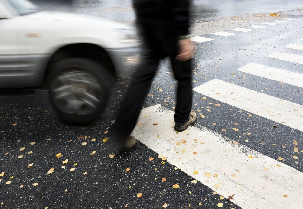 9 Signs You Need to Hire a Pedestrian Accident Lawyer