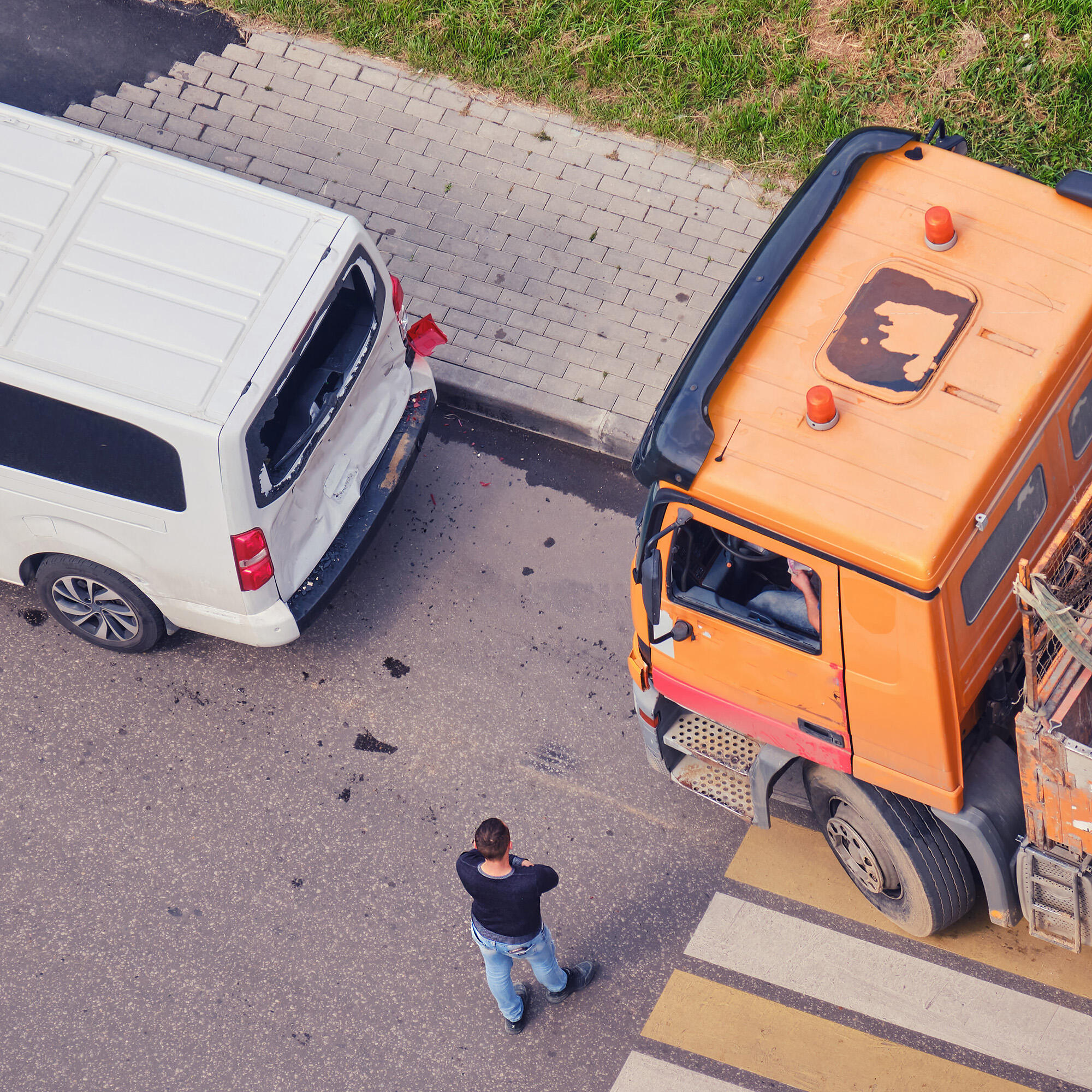 Securing Your Compensation: How to Find the Best Truck Accident Lawyer in Beverly Hills